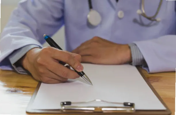 Уход за сухой кожей при атопическом дерматите и мази